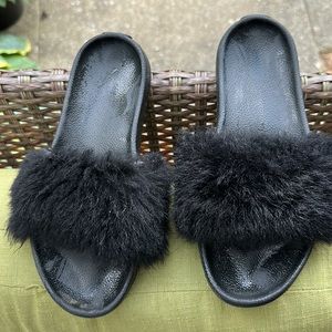 UGG faux Fur Slip Ons- Slides